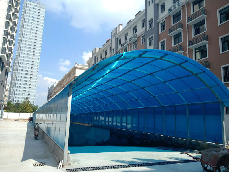 车库入口玻璃雨棚
